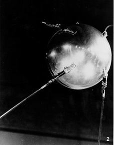 obr. 2 - družice Sputnik 1