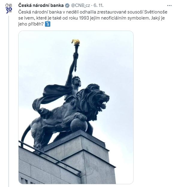 ČNB – Česká národní banka v neděli odhalila zrestaurované sousoší Světlonoše se lvem, které je také od roku 1993 jejím neoficiálním symbolem. Jaký je jeho příběh?